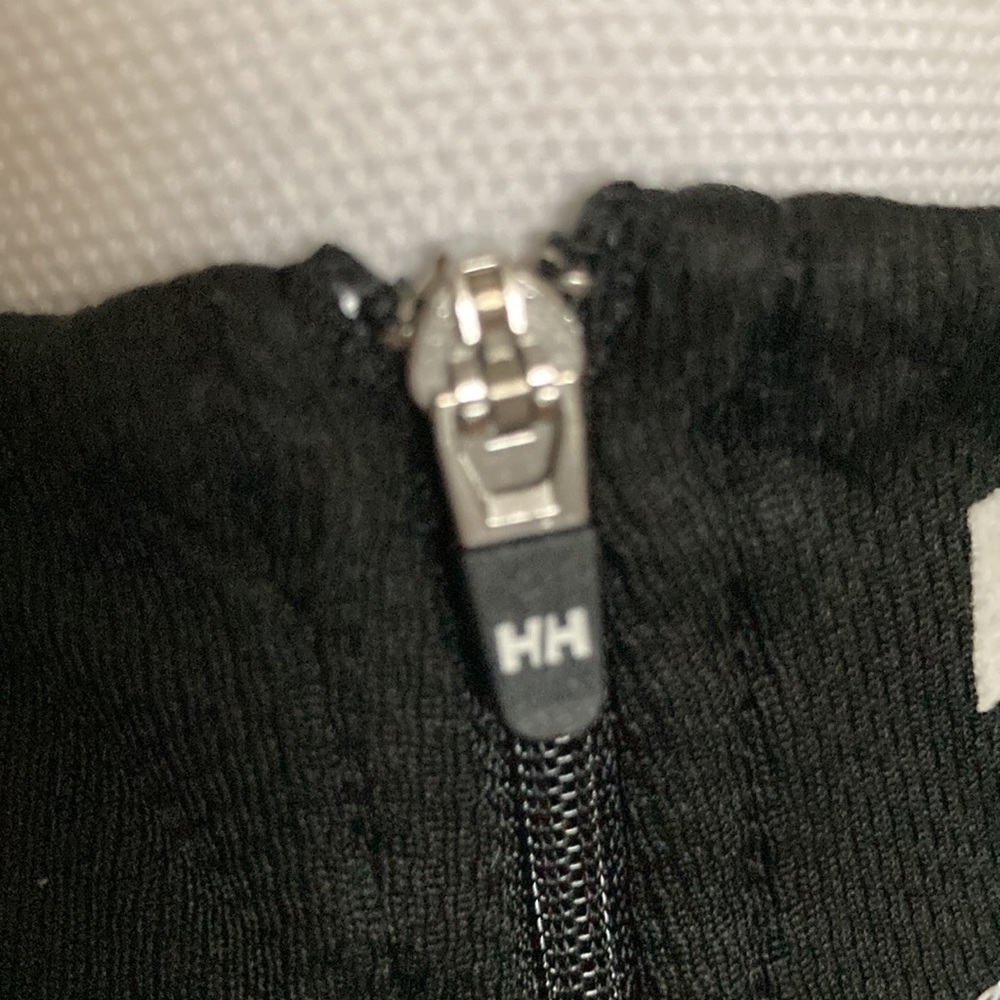 Helly Hansen 1/4 Zip Basic Layer Top - image 8